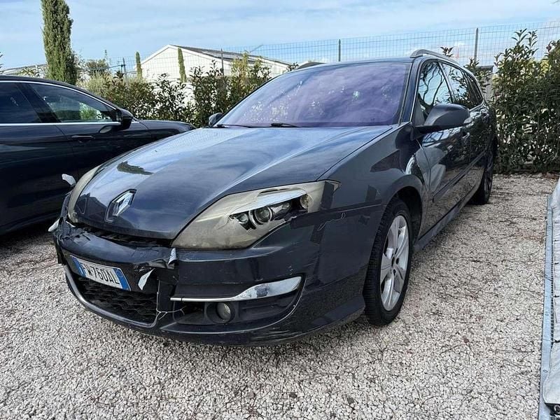 Usata Renault Laguna III 150 CV (110 kW) 2011 Grigio Station wagon
