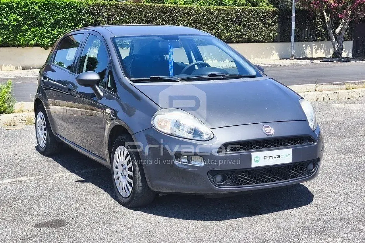 Usata Fiat Punto Street 77 CV (56 kW) 2016 Grigio Utilitaria