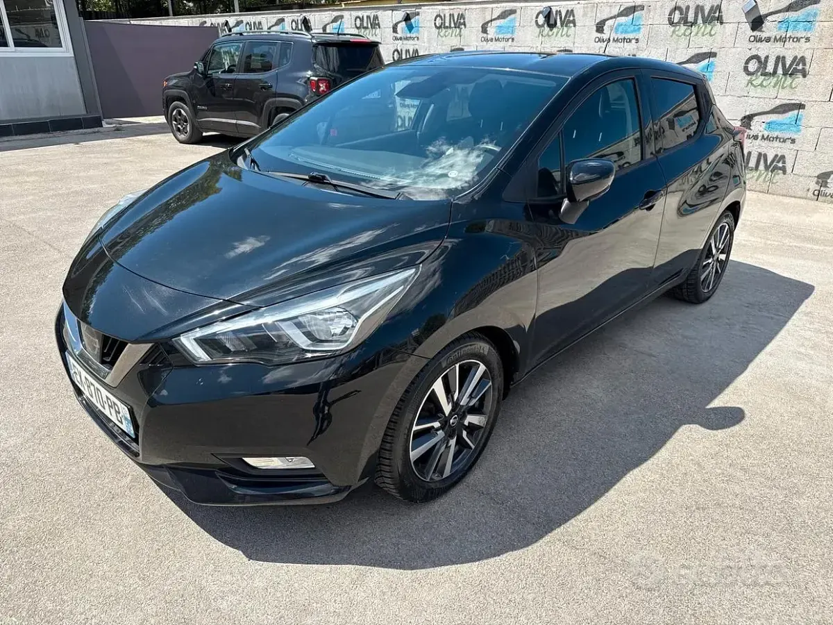 Usata Nissan Micra N-Connecta 90 CV (66 kW) 2018 Nero Utilitaria