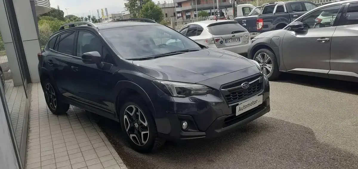 Usata Subaru XV Premium 156 CV (114 kW) 2018 Gray SUV