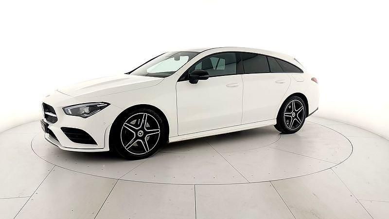Usata Mercedes CLA200 Premium 150 CV (110 kW) 2022 Bianco Station wagon