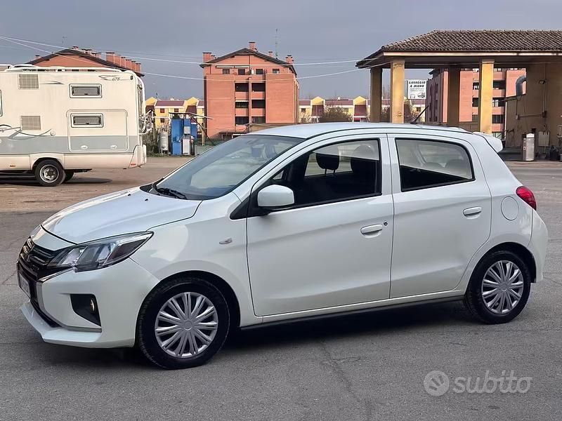 Usata Mitsubishi Space Star 70 CV (51 kW) 2021 Bianco Utilitaria