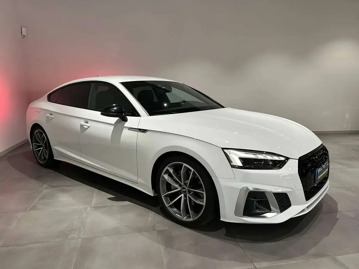 Usata Audi A5 S-Line 204 CV (150 kW) 2023 Bianco Coupé