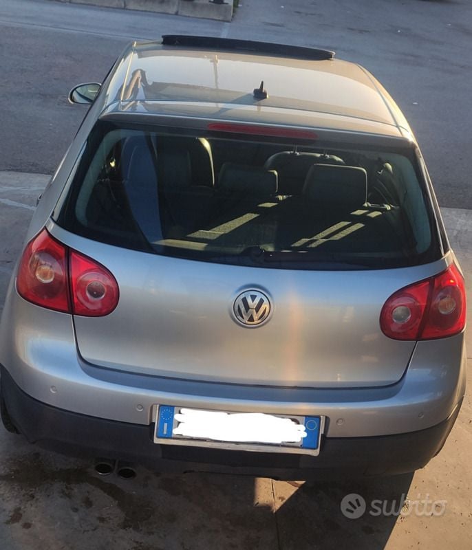Grigio Usata 2006 VW Golf V Tre volumi | 3800 € (Ottimo prezzo) - Immagine 1/4