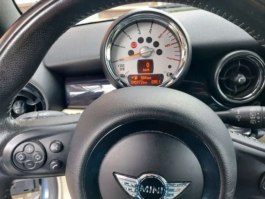 Usata Mini Cooper D 111 CV (81 kW) 2011 Utilitaria