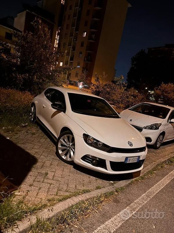 Bianco Usata 2010 VW Scirocco Coupé | 4500 € (Buon prezzo) - Immagine 1/4