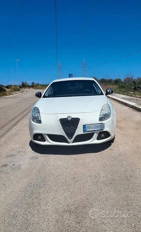 Usata Alfa Romeo Giulietta 140 CV (102 kW) 2011 Utilitaria