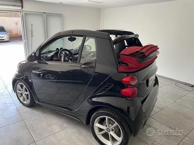 Usata Smart ForTwo Cabrio Pulse 71 CV (52 kW) 2011 Nero Cabrio
