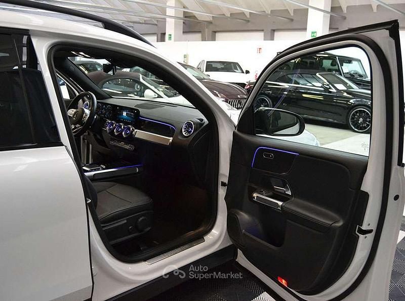 Usata Mercedes GLB180 Premium 150 CV (110 kW) 2023 Bianco SUV