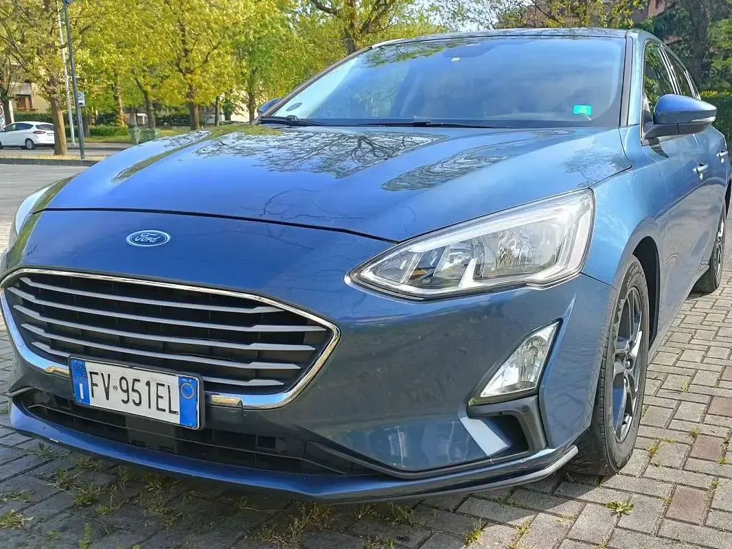 Usata Ford Focus Business Edition 101 CV (74 kW) 2019 Blu/azzurro Berlina