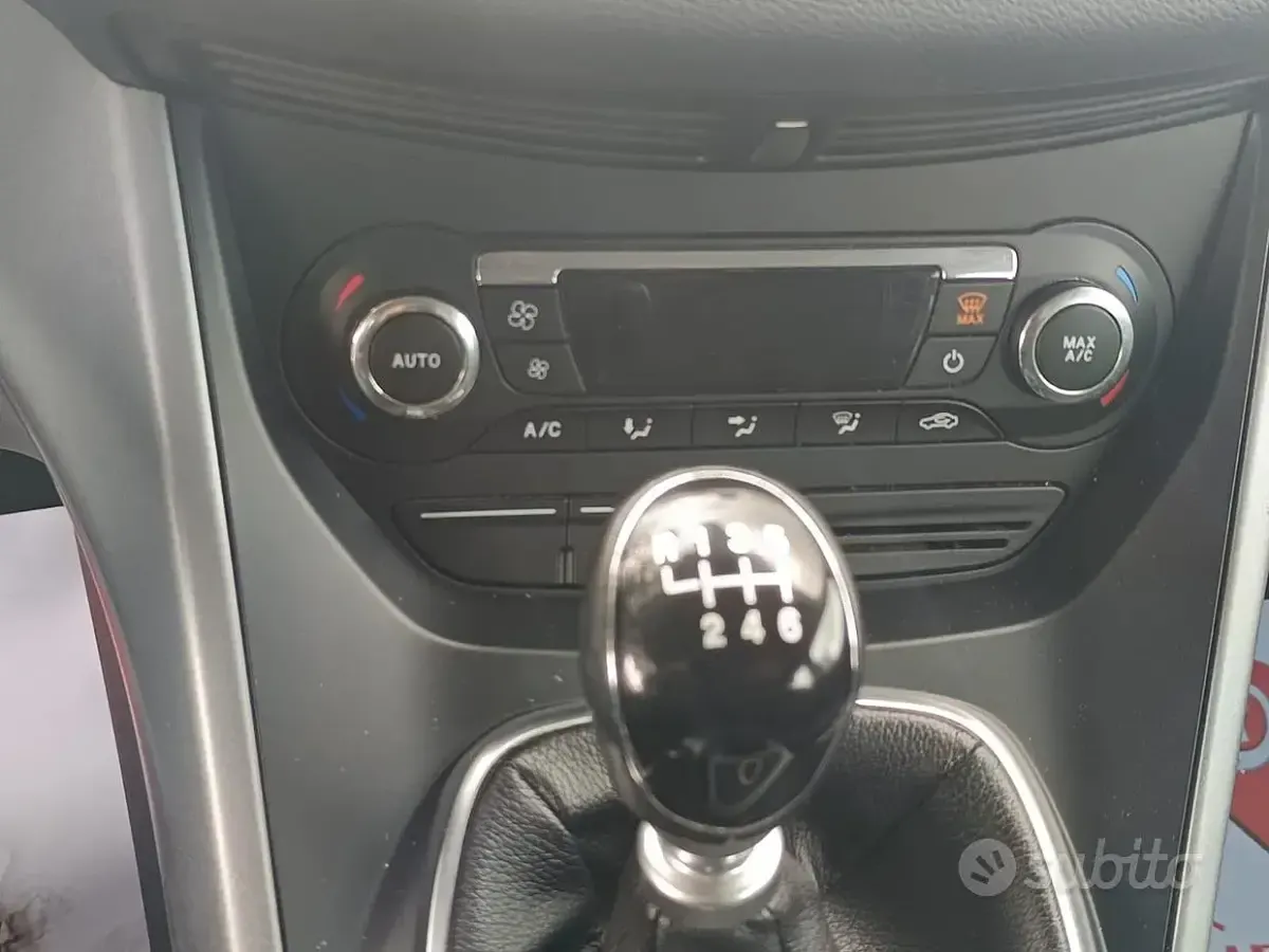 Usata Ford C-MAX Titanium 115 CV (84 kW) 2014 Grigio Monovolume