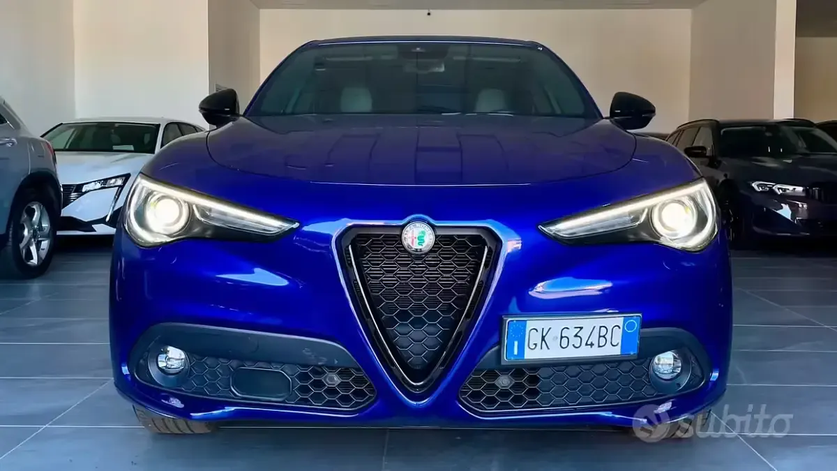 Usata Alfa Romeo Stelvio Ti 209 CV (153 kW) 2022 Bluazzurro SUV