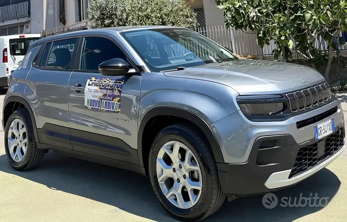 Usata Jeep Avenger Summit 101 CV (74 kW) 2023 Grigio SUV