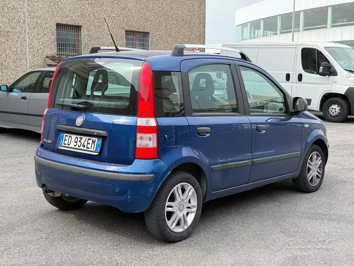 Usata Fiat Panda Emotion 69 CV (50 kW) 2010 Utilitaria