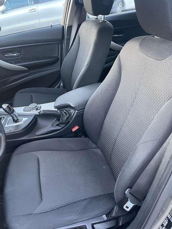 Usata BMW 320 Advantage 190 CV (139 kW) 2018 Oro Station wagon