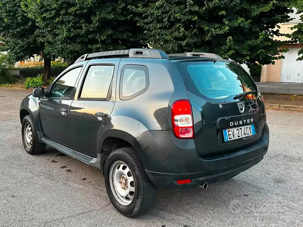Usata Dacia Duster 105 CV (77 kW) 2014 Verde SUV