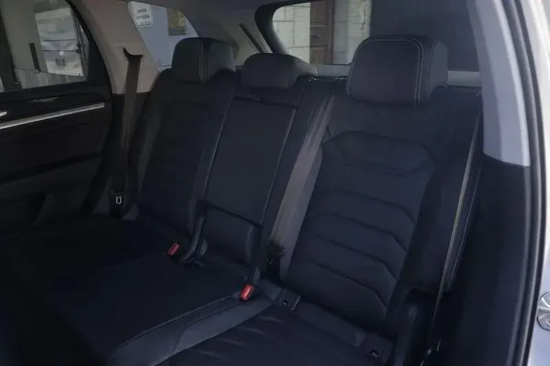 Usata VW Touareg Atmosphere 286 CV (210 kW) 2022 Argento SUV