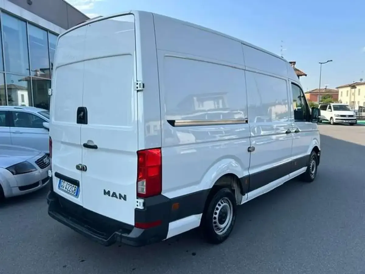 Usata MAN TGE 140 CV (102 kW) 2021 Bianco Furgone