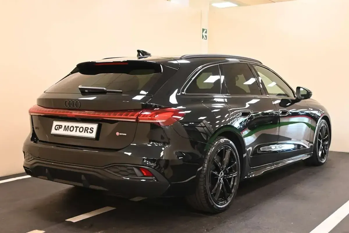 Usata Audi A5 S-Line 204 CV (150 kW) 2025 Nero Station wagon