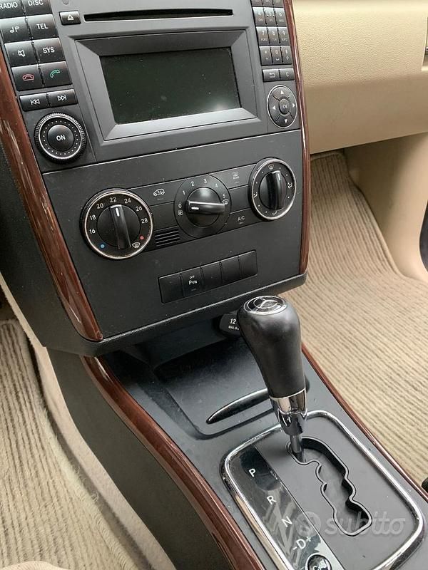 Usata Mercedes A160 Elegance 95 CV (69 kW) 2011 Blu Monovolume