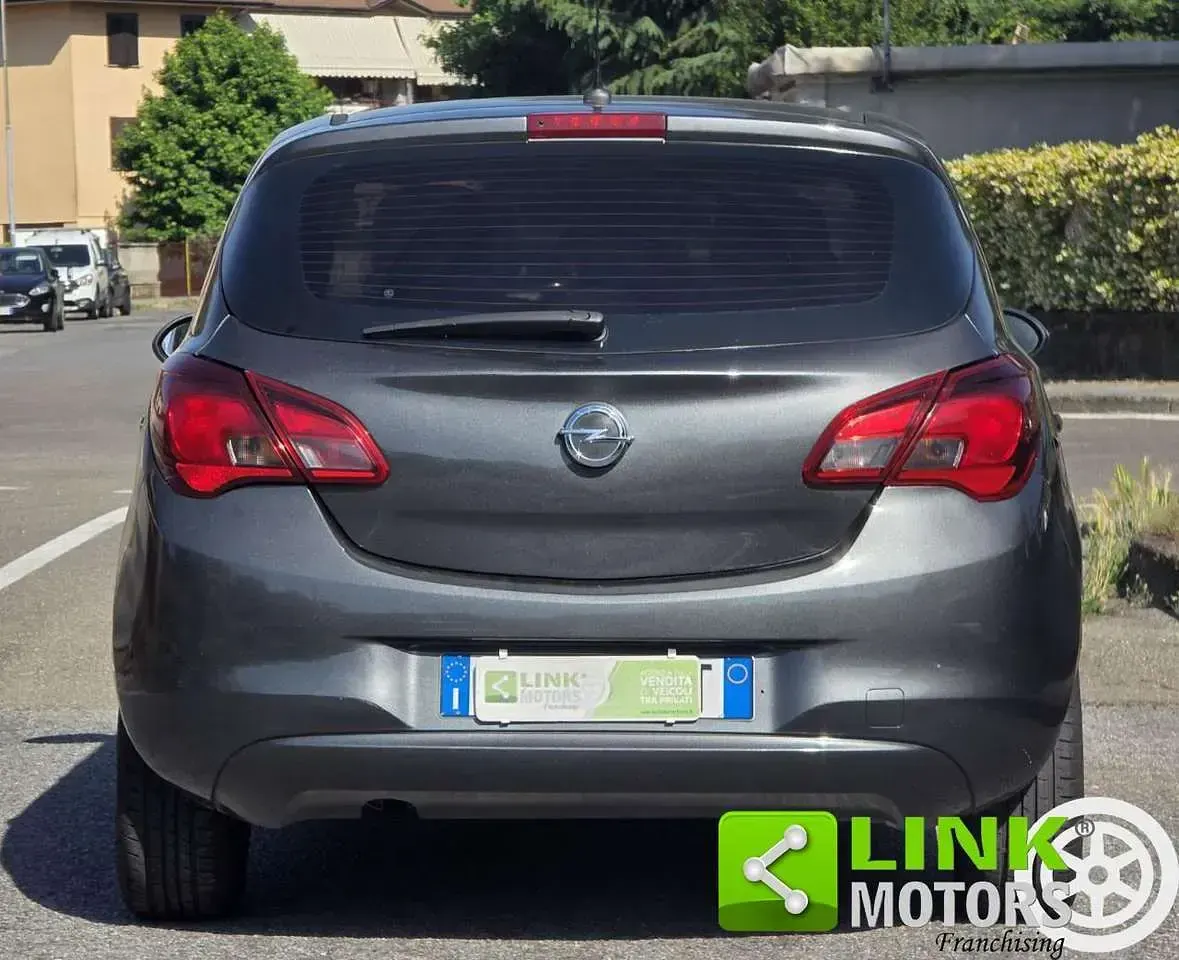 Usata Opel Corsa 90 CV (66 kW) 2018 Grigio scuro Utilitaria