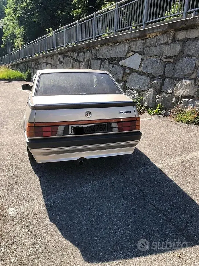 Usata Alfa Romeo 75 1988 Berlina