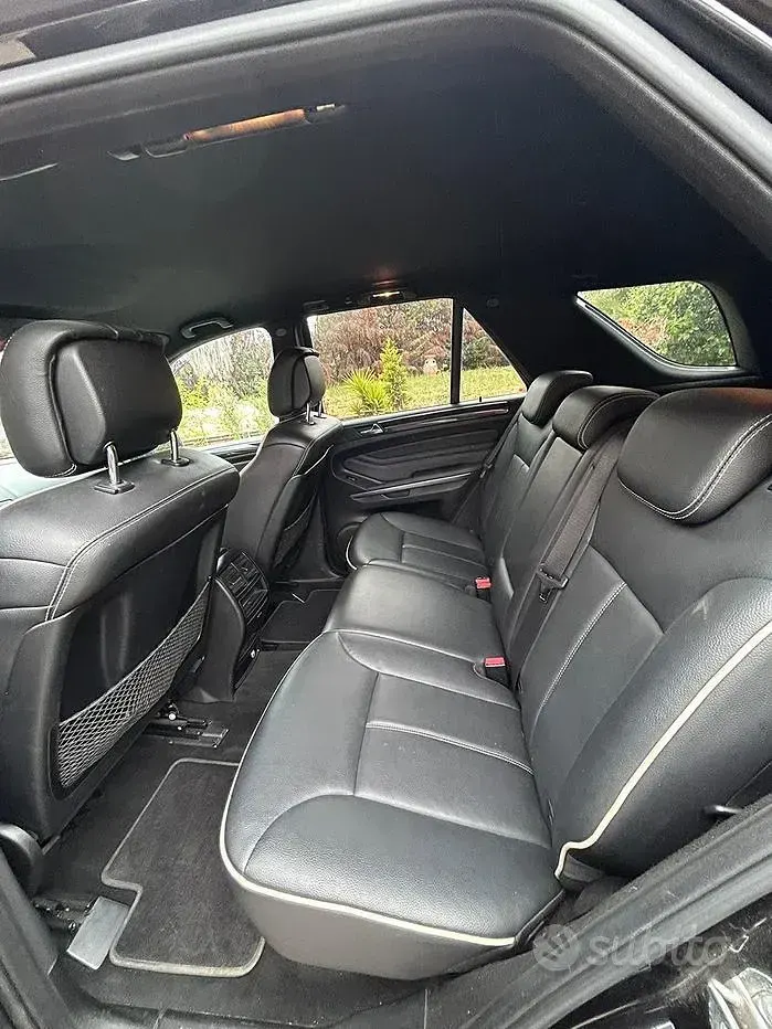 Usata Mercedes ML350 211 CV (155 kW) 2011 Nero SUV
