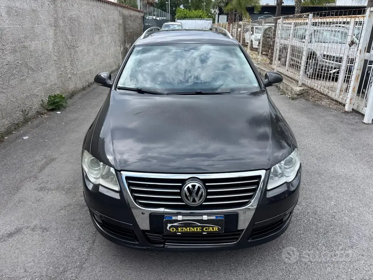 Usata VW Passat Highline 170 CV (125 kW) 2009 Nero Station wagon