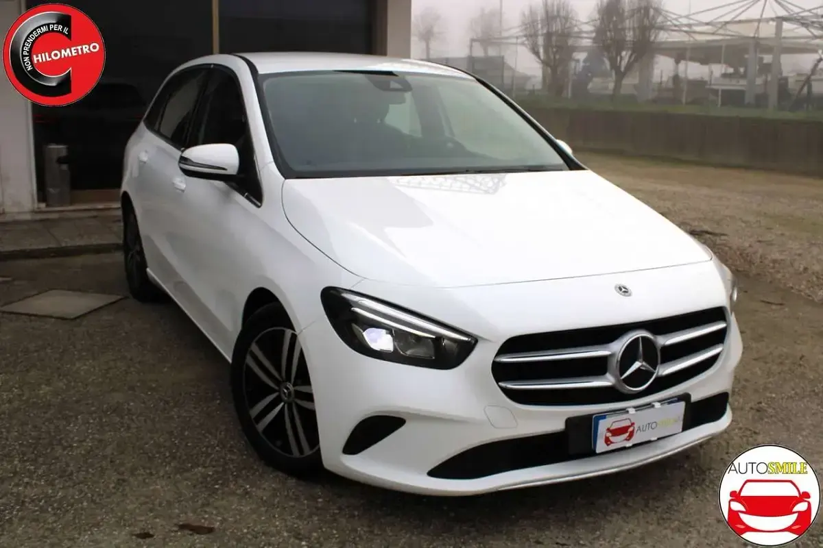 Usata Mercedes B200 150 CV (110 kW) 2022 Bianco Utilitaria