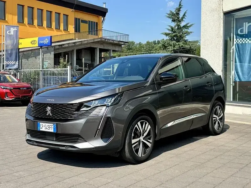 Usata Peugeot 3008 Allure 131 CV (96 kW) 2023 Grigio scuro SUV
