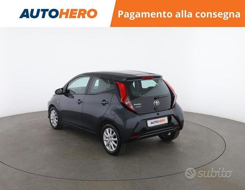 Usata Toyota Aygo X-play 72 CV (52 kW) 2019 Grigio Utilitaria
