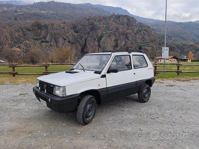 Usata Fiat Panda 4x4 54 CV (39 kW) 1997 Bianco Utilitaria
