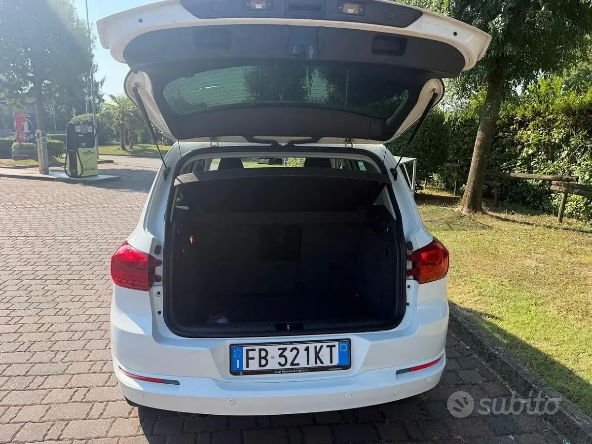 Usata VW Tiguan Sportline 110 CV (80 kW) 2015 Bianco SUV