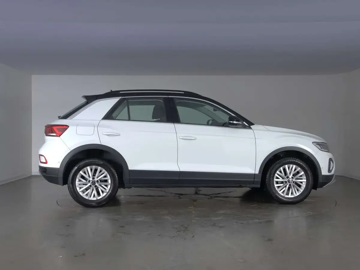 Usata VW T-Roc Life 110 CV (80 kW) 2022 Bianco SUV