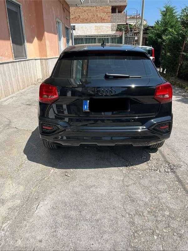 Usata Audi Q2 Admired 116 CV (85 kW) 2023 Nero SUV