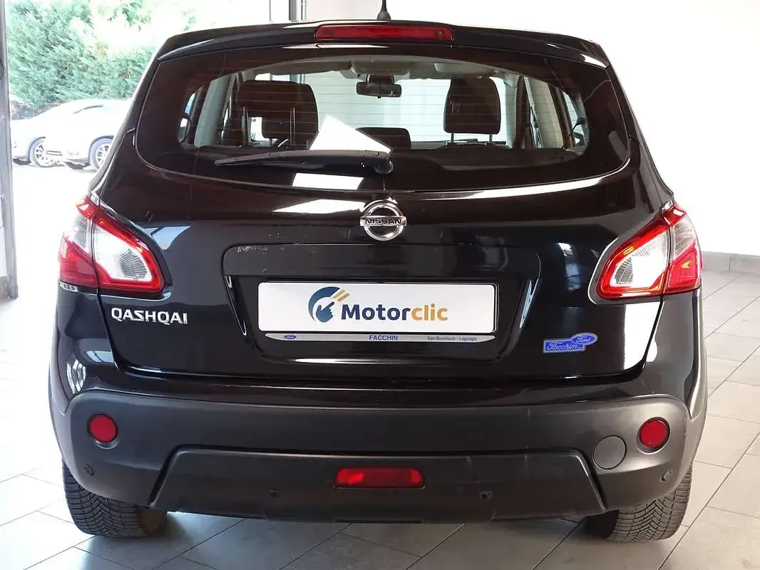 Usata Nissan Qashqai 360º 117 CV (86 kW) 2014 Nero SUV