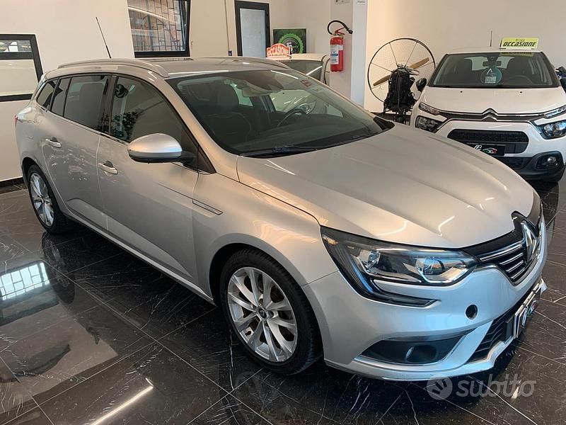 Usata Renault Mégane GrandTour 110 CV (80 kW) 2017 Grigio Station wagon