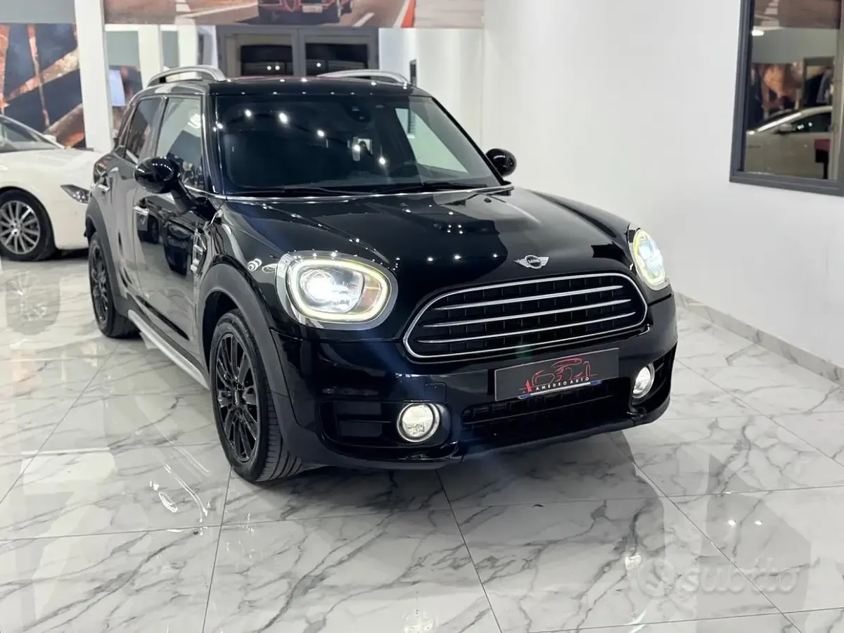 Usata Mini Cooper Countryman Business 150 CV (110 kW) 2018 Nero SUV
