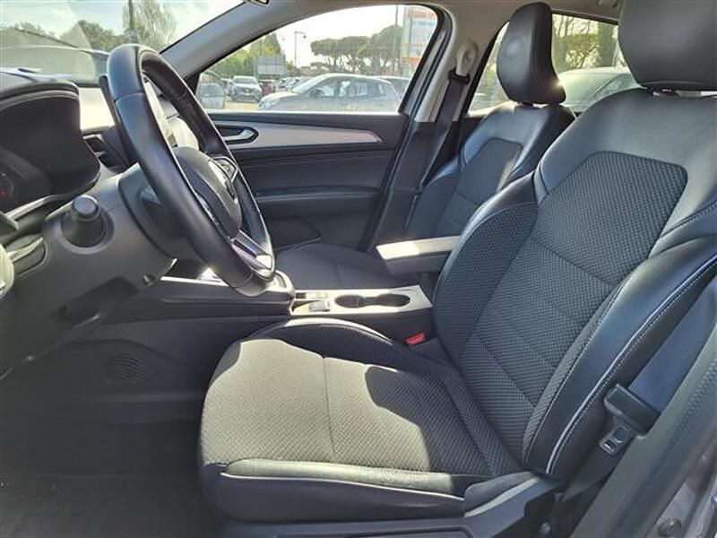 Usata Renault Arkana Intens 145 CV (106 kW) 2022 Grigio SUV