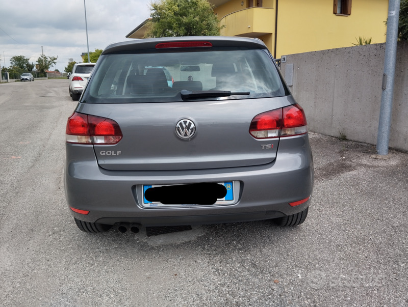 Usato 2009 VW Golf VI 1.4 Benzin 122 CV (7.000 €)