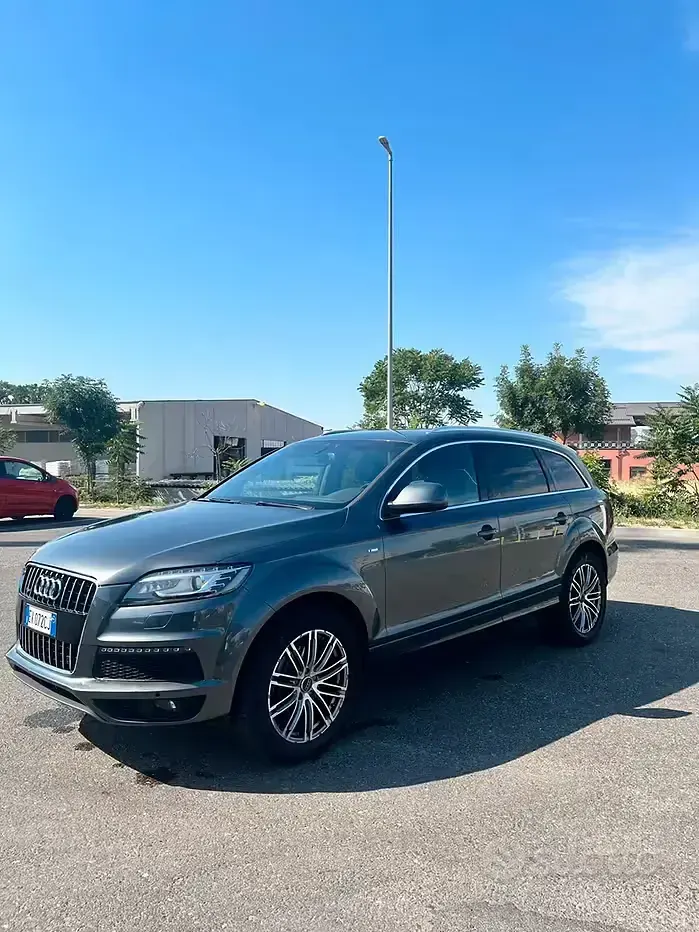 Usata Audi Q7 S-Line 245 CV (180 kW) 2014 Grigio SUV