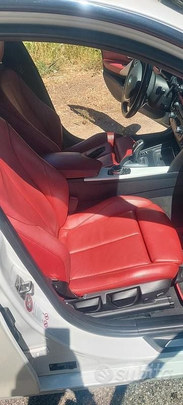 Usata BMW 325 Sport Line 218 CV (160 kW) 2014 Bianco Station wagon