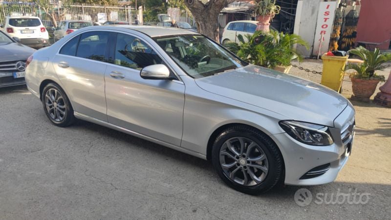 Grigio Usata 2014 Mercedes C220 Tre volumi | 13.500 € (Buon prezzo) - Immagine 1/4