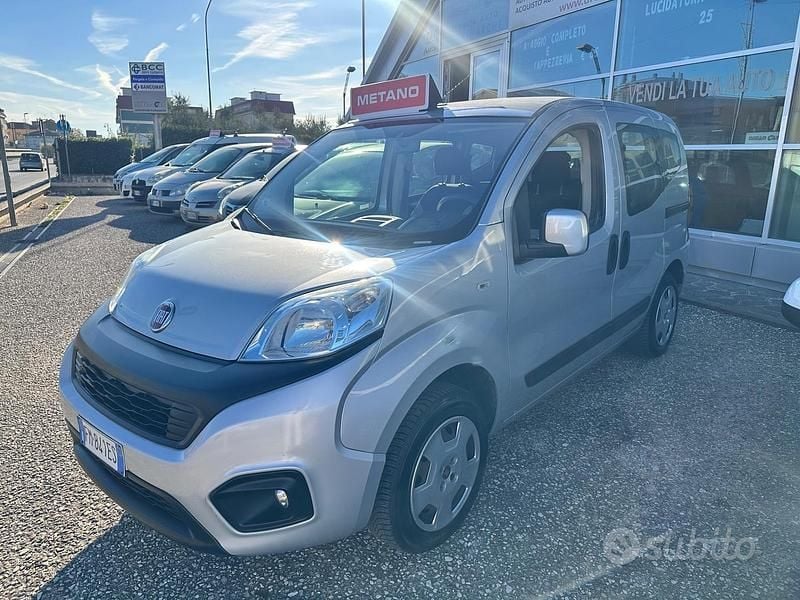 Usata Fiat Qubo Lounge 77 CV (56 kW) 2018 Grigio Monovolume