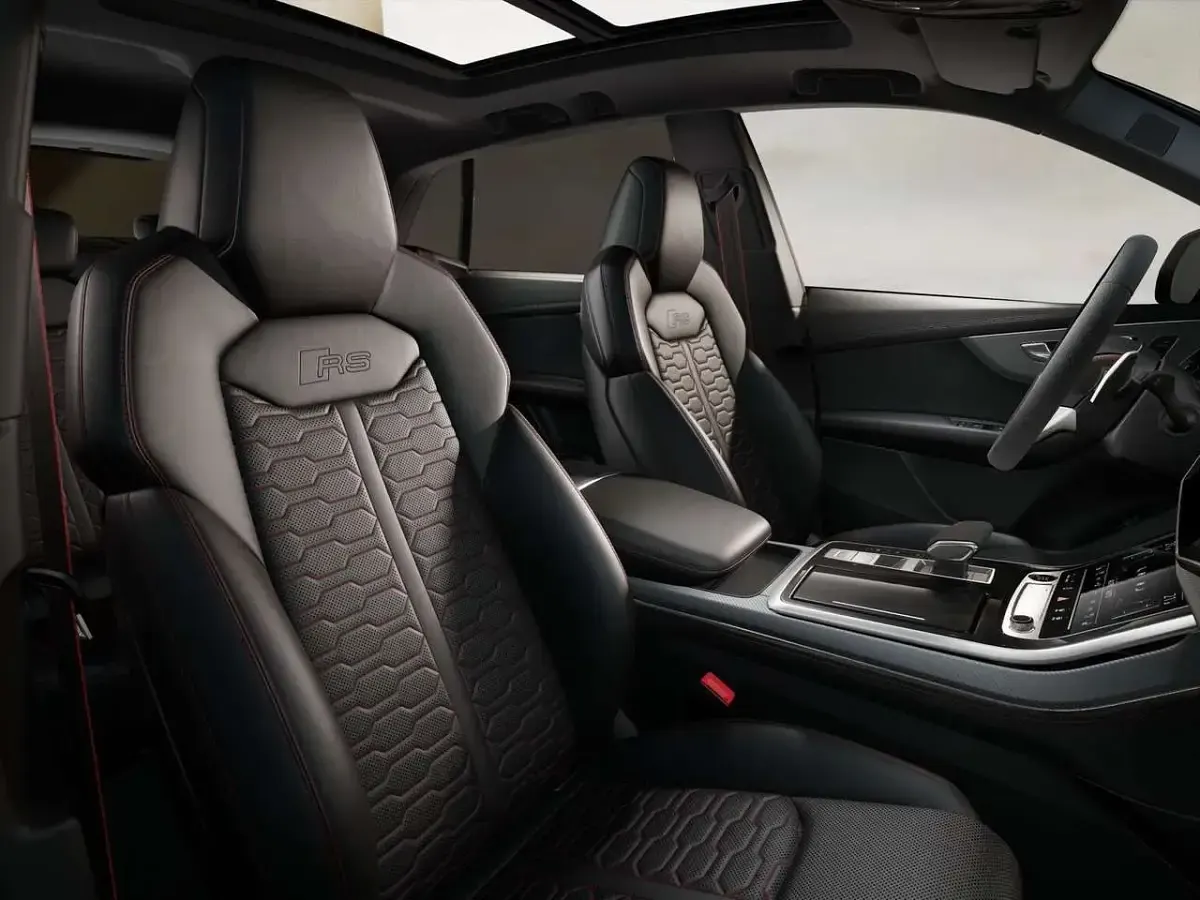 Nuova Audi RS Q8 Performance 640 CV (470 kW) 2026 Nero SUV