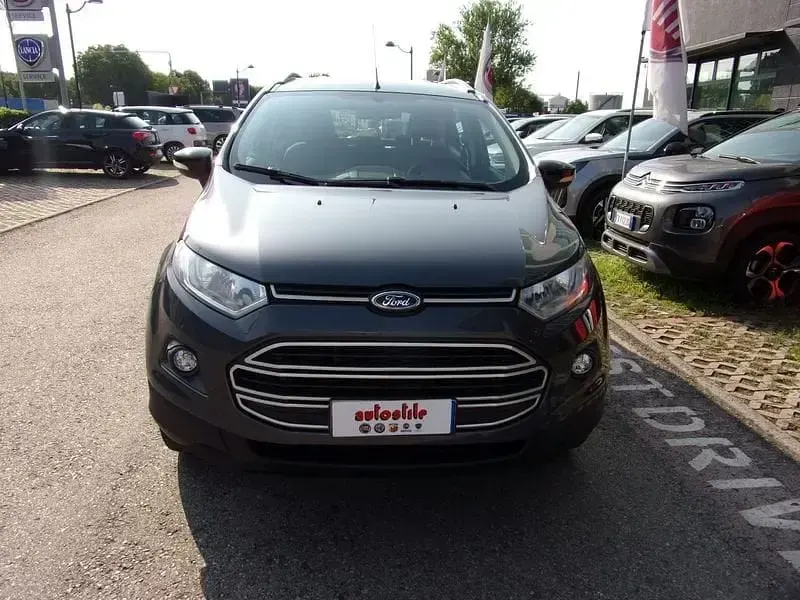 Usata Ford Ecosport Titanium 95 CV (69 kW) 2017 Grigio scuro SUV