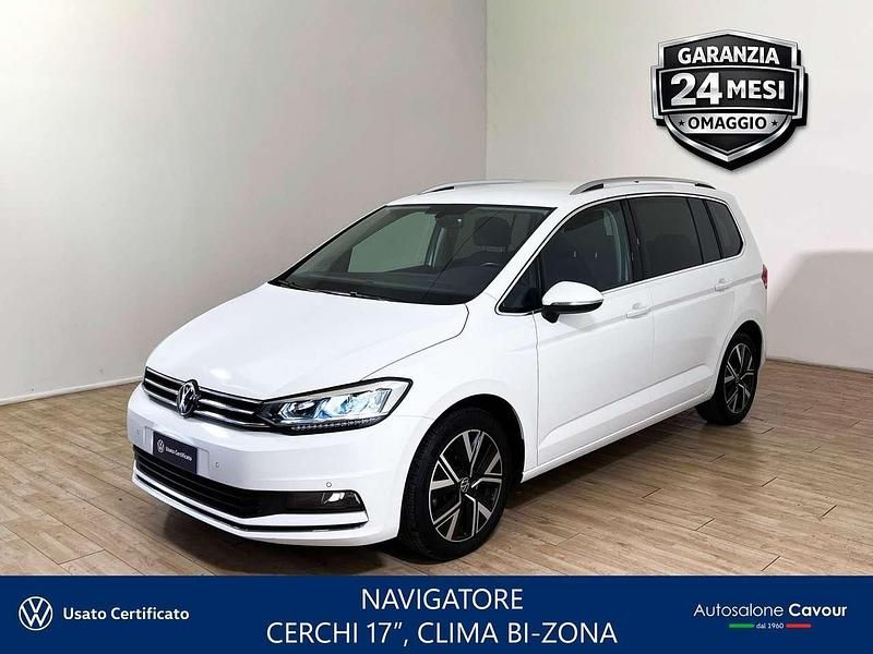 Usata VW Touran Executive 150 CV (110 kW) 2021 Pure white Monovolume