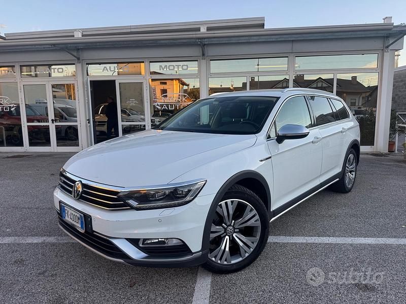 Bianco Usata 2017 VW Passat Alltrack Business Station wagon | 15.000 € (Buon prezzo) - Immagine 1/4