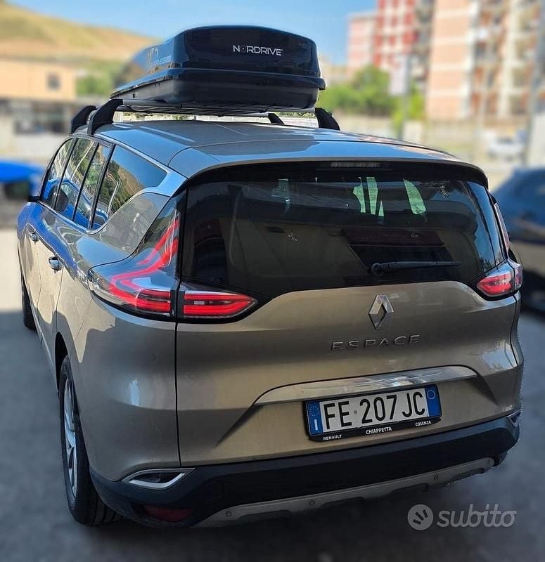 Usata Renault Espace 160 CV (117 kW) 2016 Monovolume