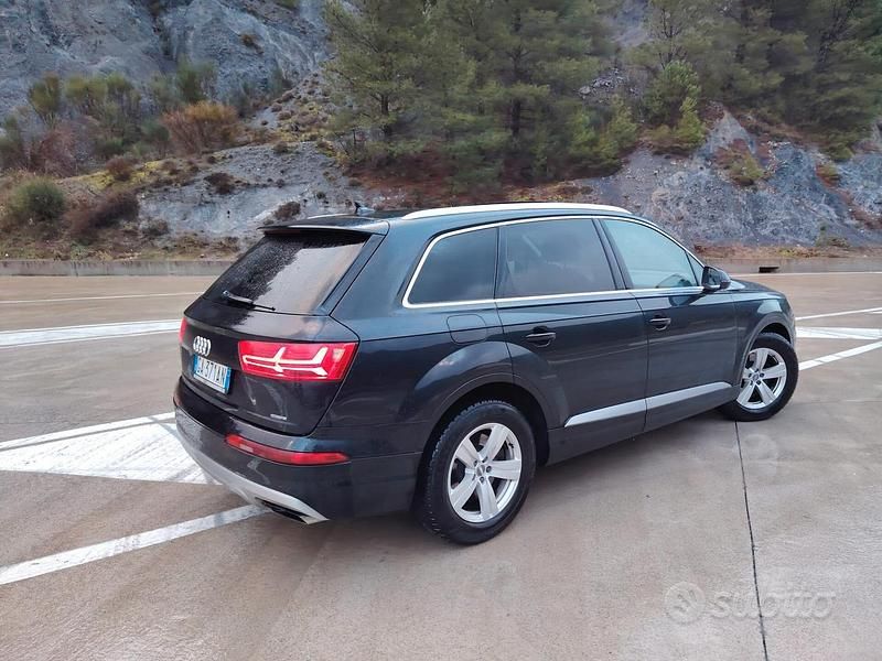 Usata Audi Q7 Business 272 CV (200 kW) 2016 Nero SUV